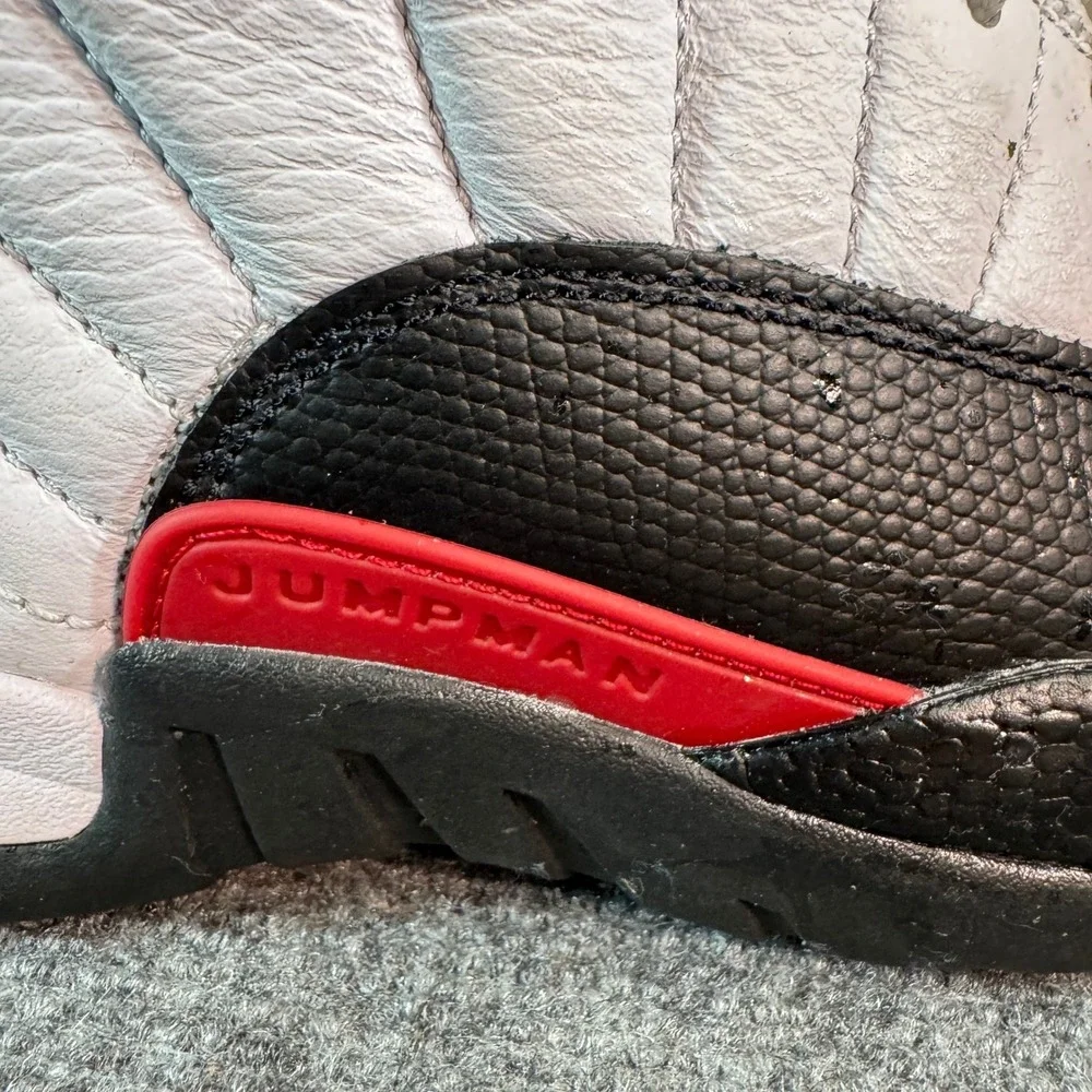 Air Jordan 12 Retro Taxi White Black Red 130690-125 Mens 10 Basketball Shoes